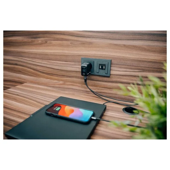 Verbatim 30238 mobile device charger — image 11