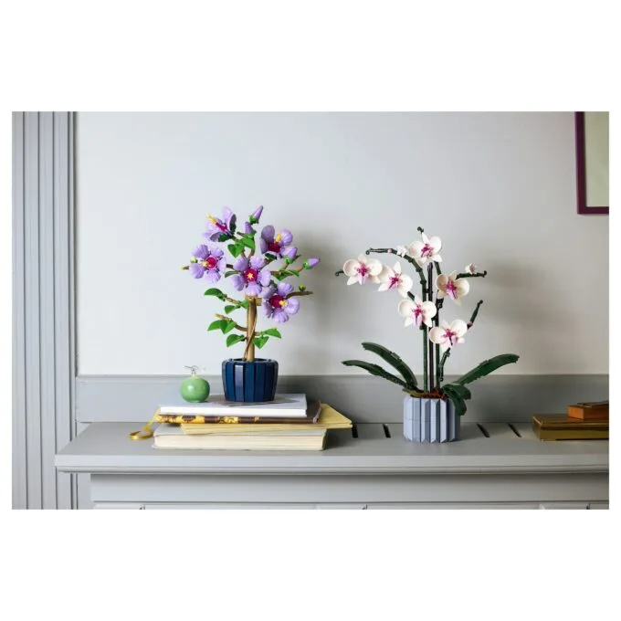 LEGO Botanicals Hibiscus — image 25