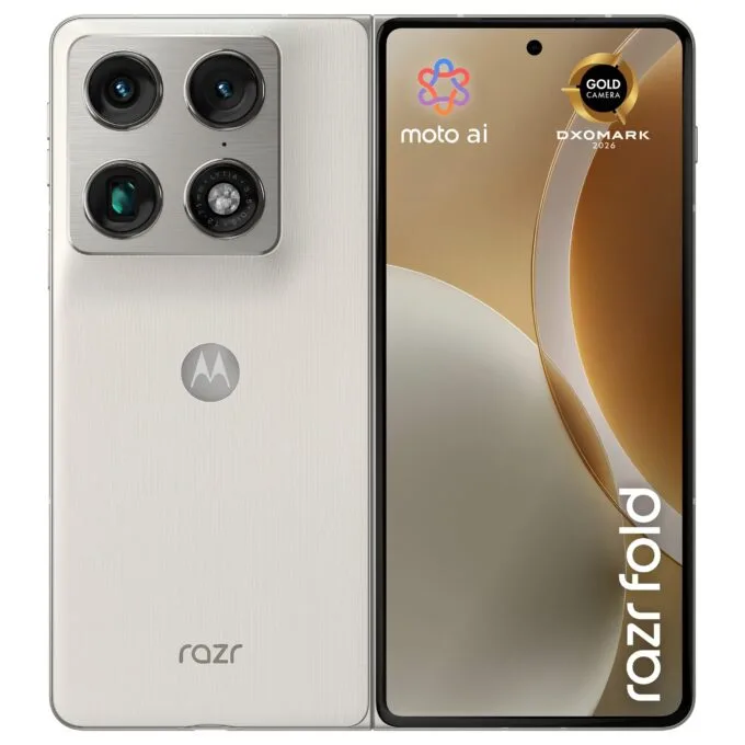 Motorola razr fold — image 1