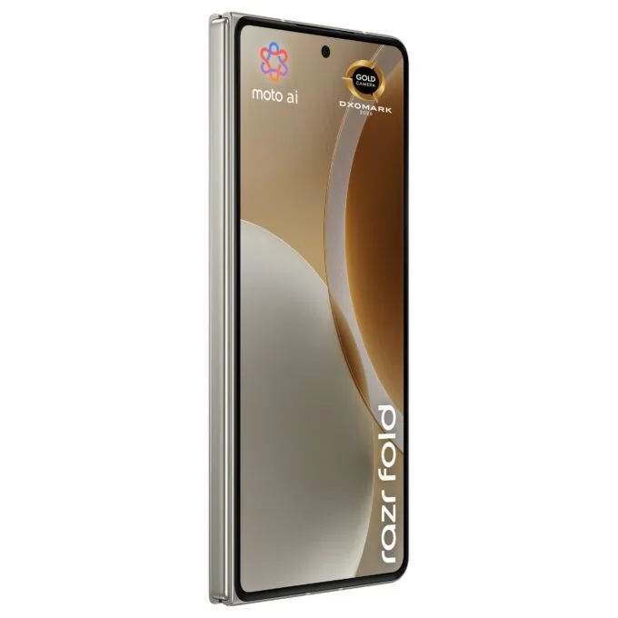 Motorola razr fold — image 5