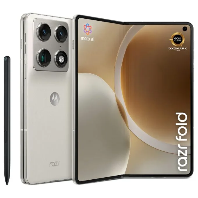 Motorola razr fold — image 6