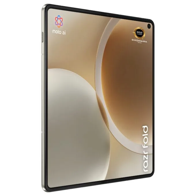 Motorola razr fold — image 8