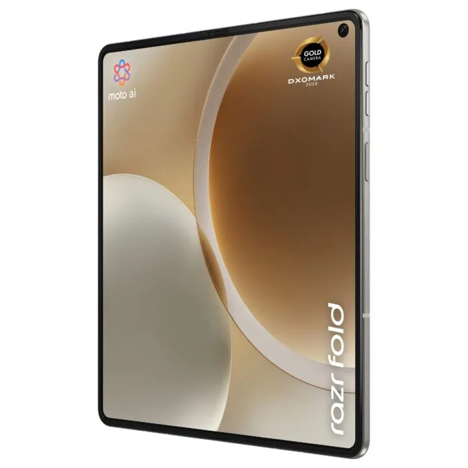 Motorola razr fold — image 9