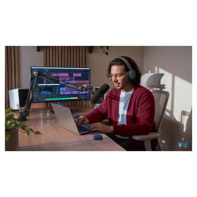 Lenovo ThinkPad X9-15p Gen 1 Aura Edition Copilot+ PC — image 17