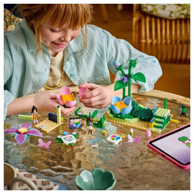 LEGO Friends Feentassen-Karussell mit Blumendeko — image 5