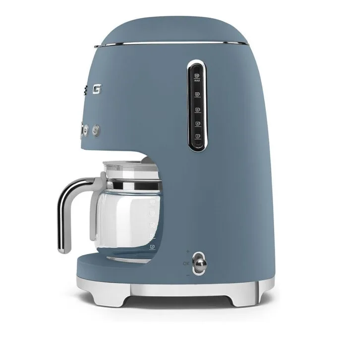 Smeg DCF02SBMEU coffee maker — image 2