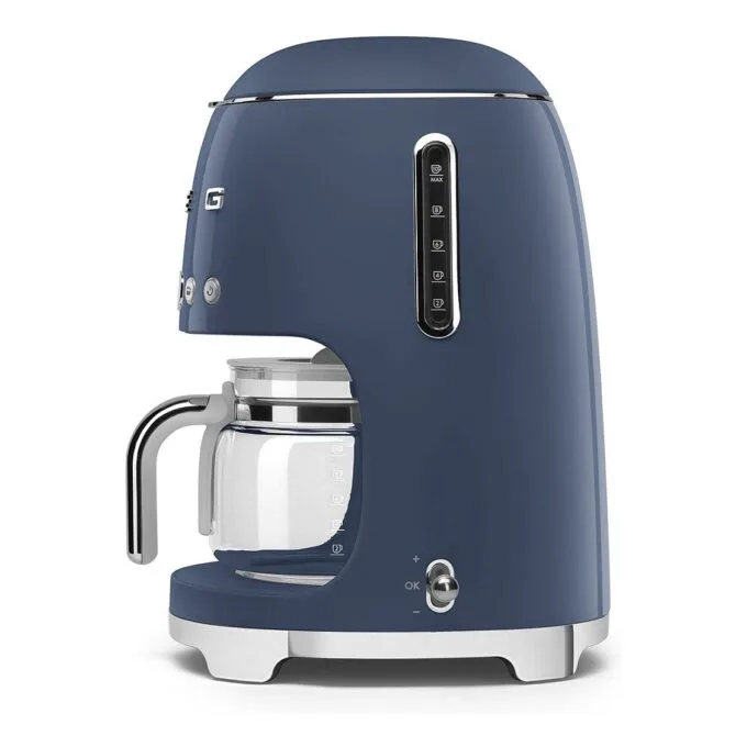Smeg DCF02NBEU coffee maker — image 2