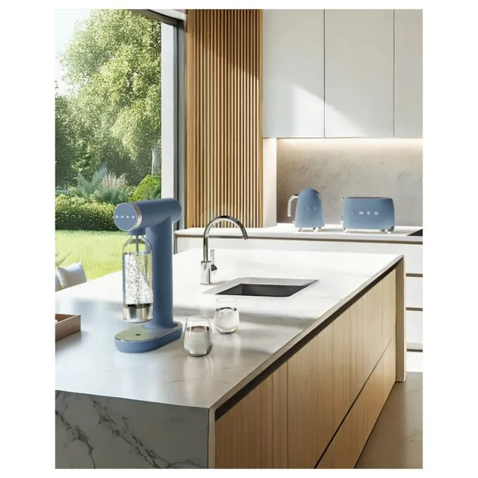Smeg TSF01SBMEU toaster — image 10