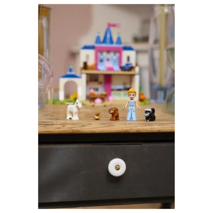 LEGO Disney Princess Cinderellas Tierpalast — image 5