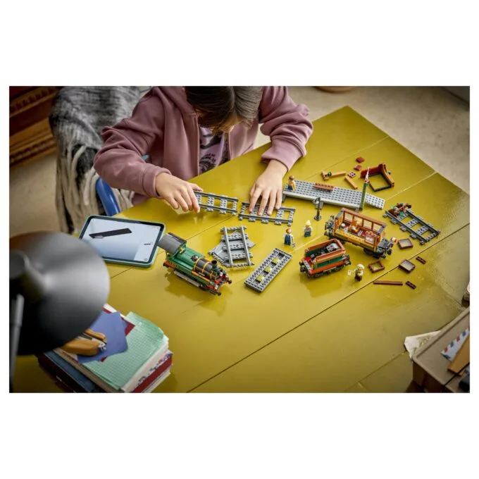 LEGO City 60511 building toy — image 15