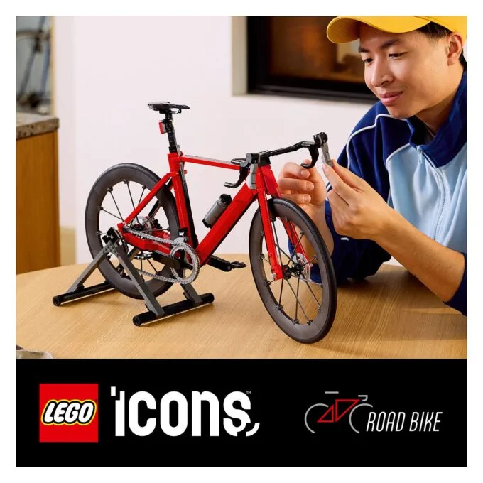 LEGO ICONS 11380 building toy — image 27