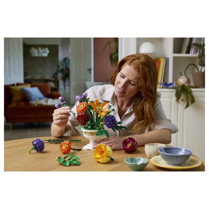 LEGO Botanicals Flower Arrangement — image 26