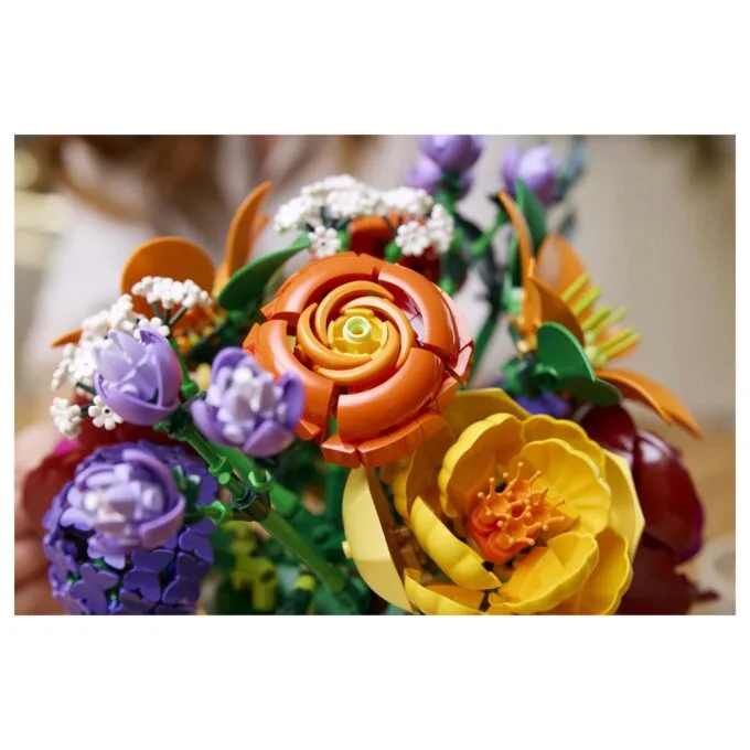 LEGO Botanicals Flower Arrangement — image 27