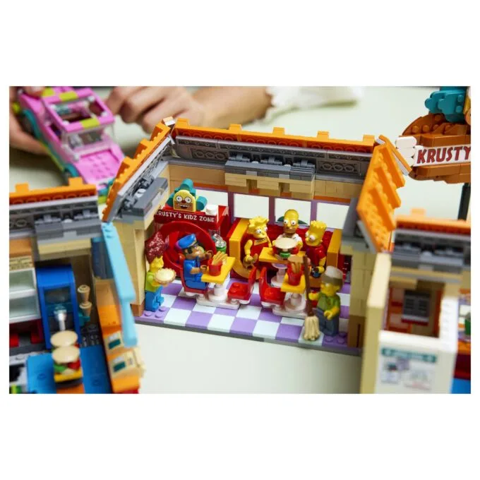 LEGO ICONS The Simpsons: Krusty Burger — image 26