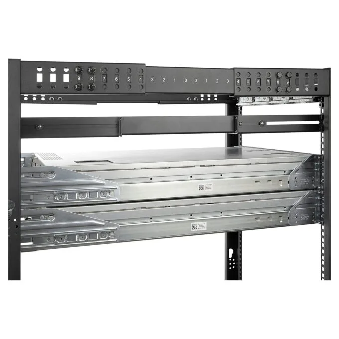StarTech.com UNIRAILS1UB rack accessory — image 9
