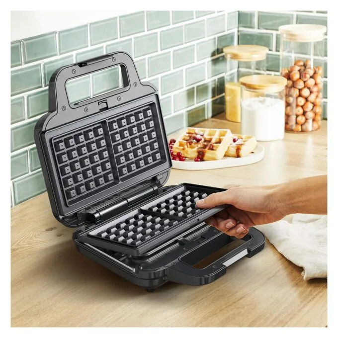 Tefal SW383D10 sandwich maker — image 13