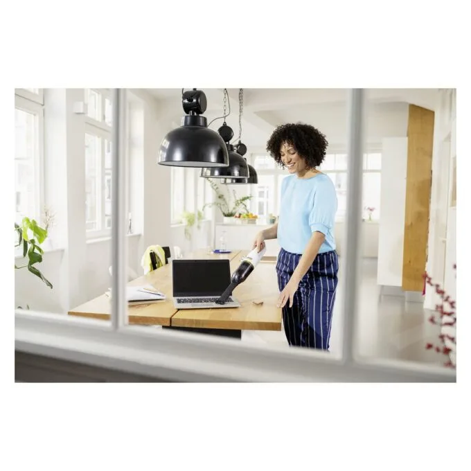 Kärcher CVH 2 handheld vacuum — image 3