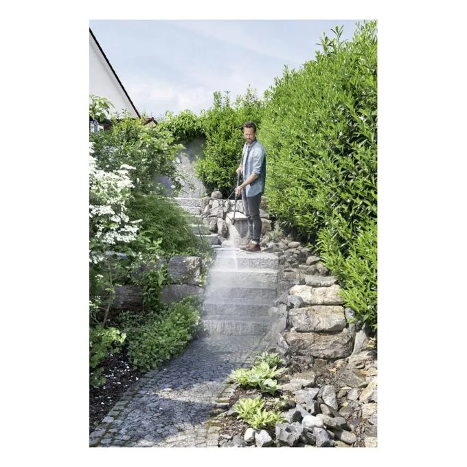 Kärcher K 2 Compact pressure washer — image 9