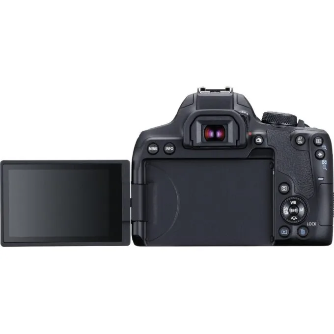 Canon EOS 850D + EF-S lens 18-135mm f/3.5-5.6 IS USM — image 7