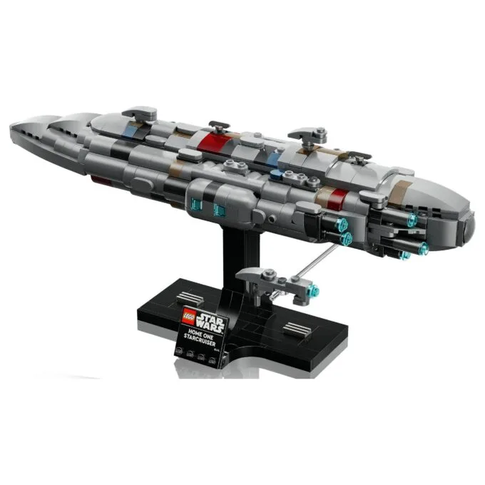 LEGO Star Wars Home One Starcruiser — image 15