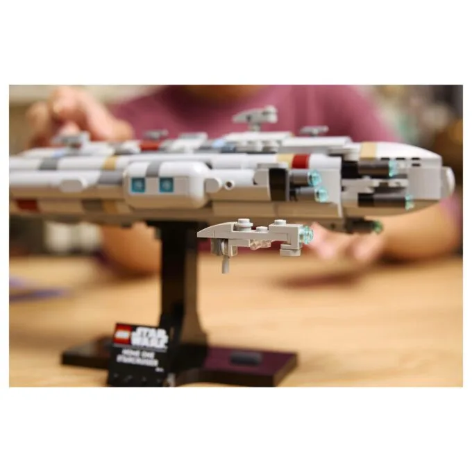 LEGO Star Wars Home One Starcruiser — image 22