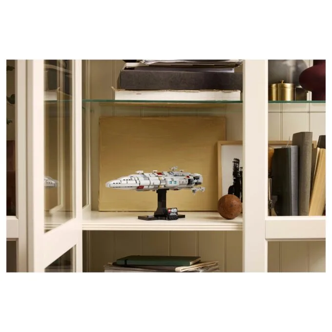LEGO Star Wars Home One Starcruiser — image 26
