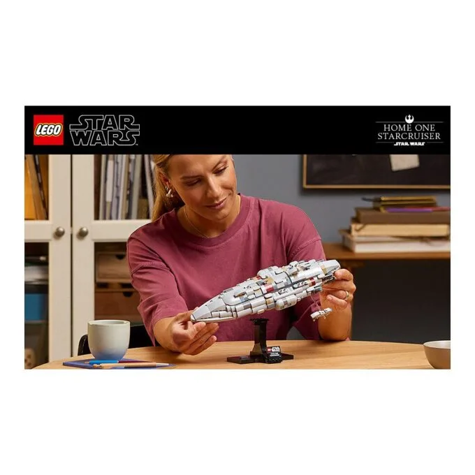 LEGO Star Wars Home One Starcruiser — image 30