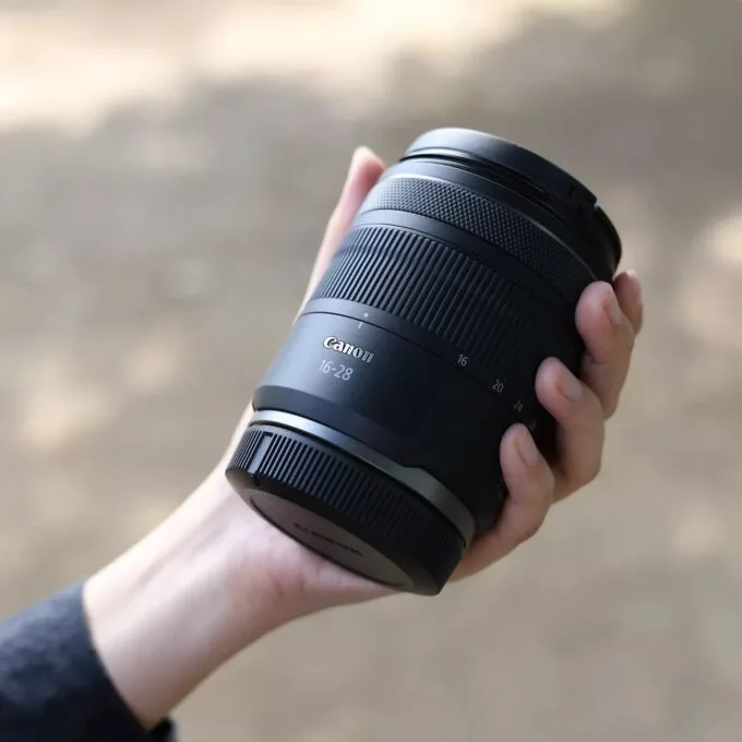 Canon RF 16-28mm F2.8 IS STM — image 8