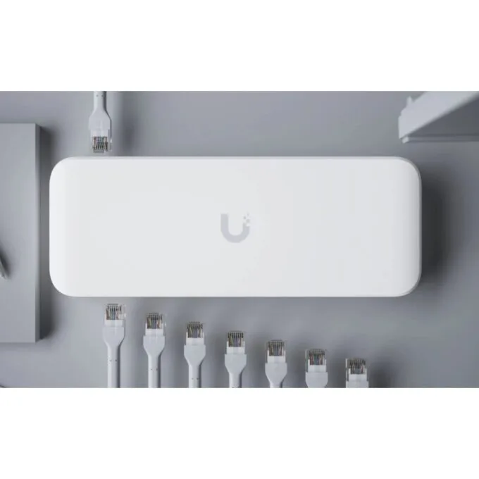 Ubiquiti UniFi Switch Ultra PoE Gigabit 8-Ports 7 PoE USW-ULTRA (42W) — image 6