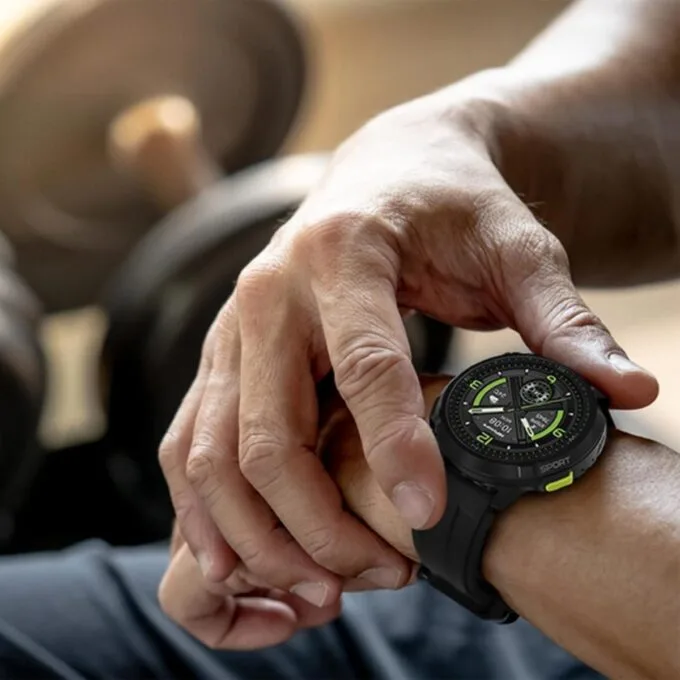HiFuture Adventure GPS SmartWatch with AMOLED & Compass MIX3 Black — image 3
