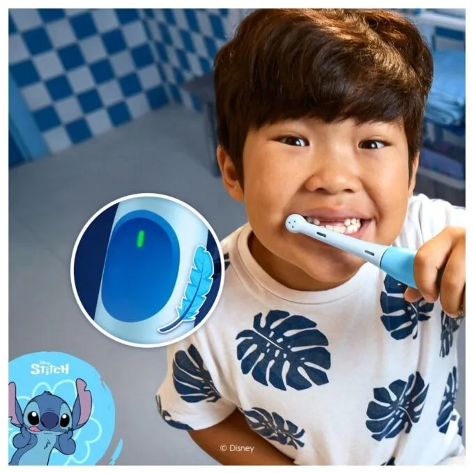 Oral-B iO 2 Kids 6+ Stitch + Blue Etui — image 6