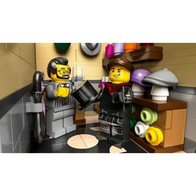 LEGO Icons 10350 Dom w stylu angielskim — image 7