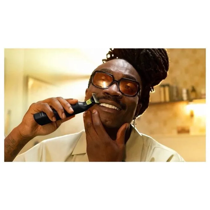 Philips OneBlade Pro 360 QP6542/15 black — image 10