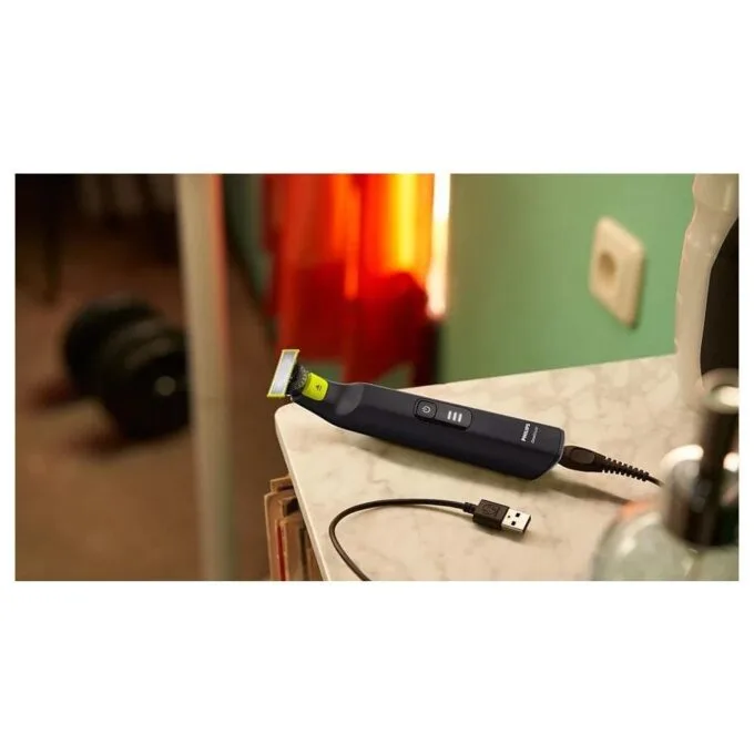 Philips OneBlade Pro 360 QP6542/15 black — image 5