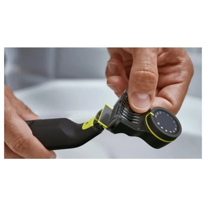 Philips OneBlade Pro 360 QP6542/15 black — image 8