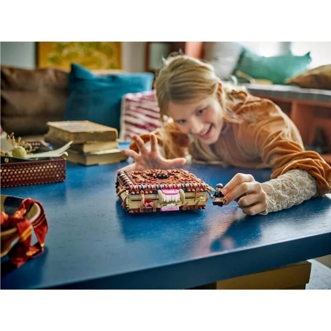LEGO Harry Potter 76449 Monster Book With Teeth — image 6