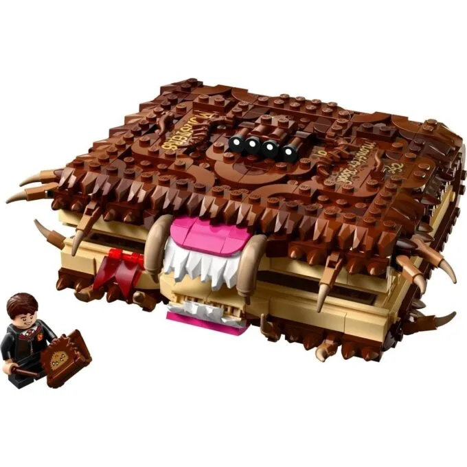 LEGO Harry Potter 76449 Monster Book With Teeth — image 8
