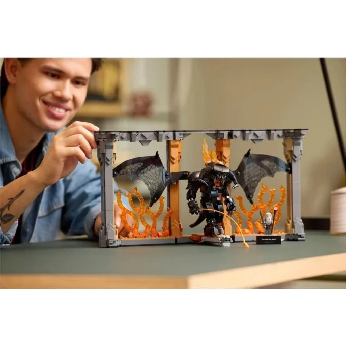 LEGO Icons 10367 Ring Lord: Book nook with Balrog — image 7