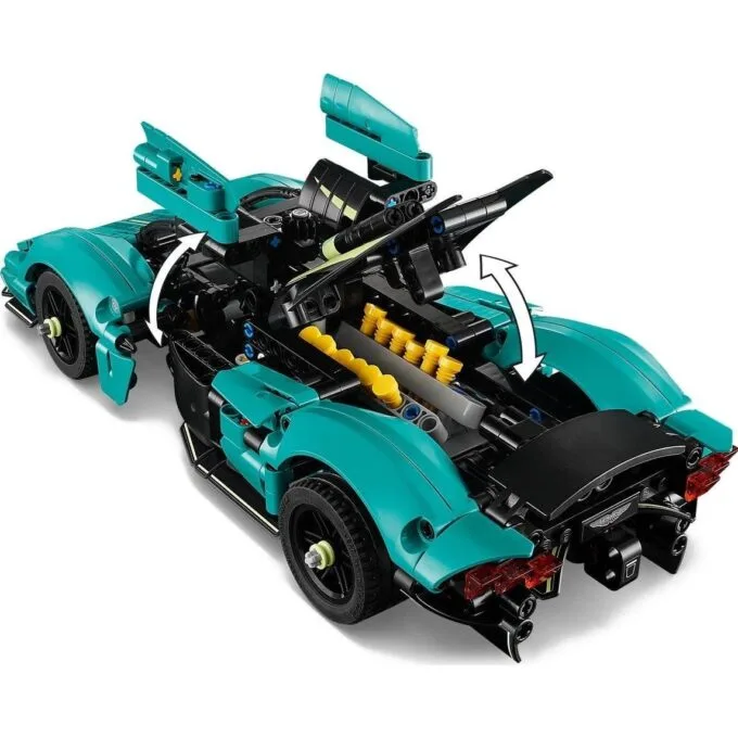 LEGO Technic 42208 Aston Martin Valkyrie — image 2
