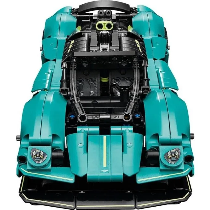 LEGO Technic 42208 Aston Martin Valkyrie — image 3
