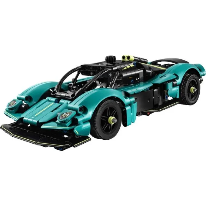 LEGO Technic 42208 Aston Martin Valkyrie — image 5