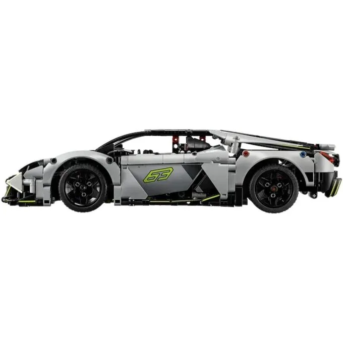 LEGO Technic 42214 Lamborghini Revuelto Supercar — image 3