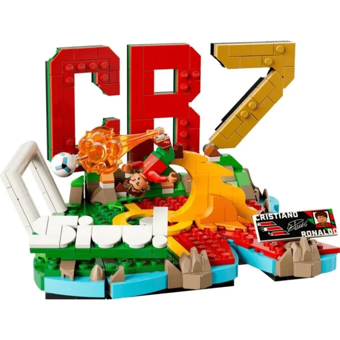 LEGO Editions Sports 43012 Cristiano Ronaldo — piłkarskie momenty — image 2