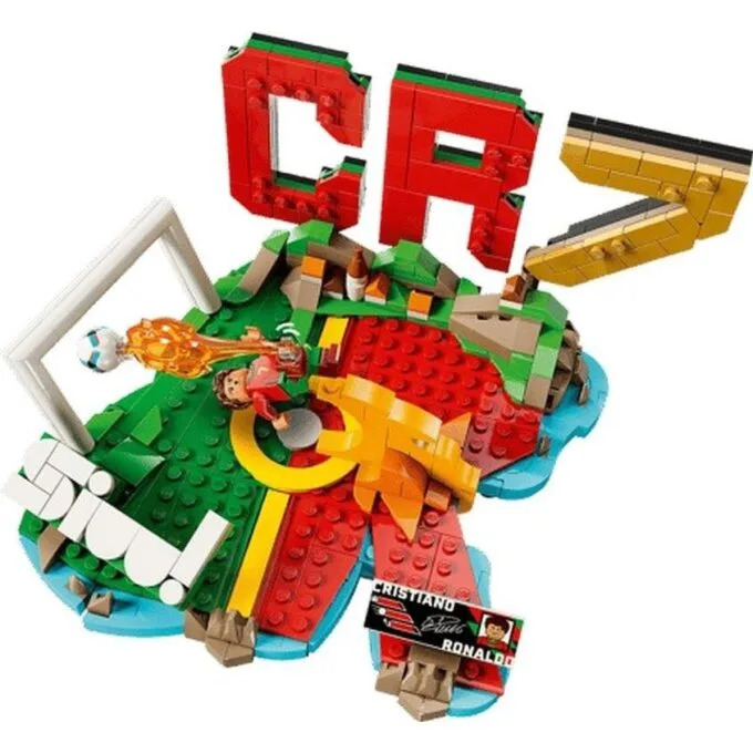LEGO Editions Sports 43012 Cristiano Ronaldo — piłkarskie momenty — image 4