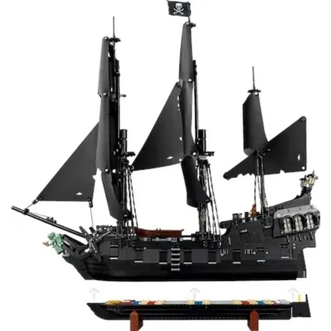 LEGO Icons 10365 Captain Jack Sparrov's pirate ship — image 4