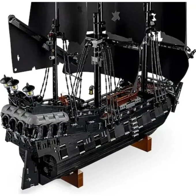 LEGO Icons 10365 Captain Jack Sparrov's pirate ship — image 7