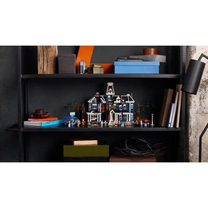 LEGO Icons 11370 Stranger Things: Creel House — image 16