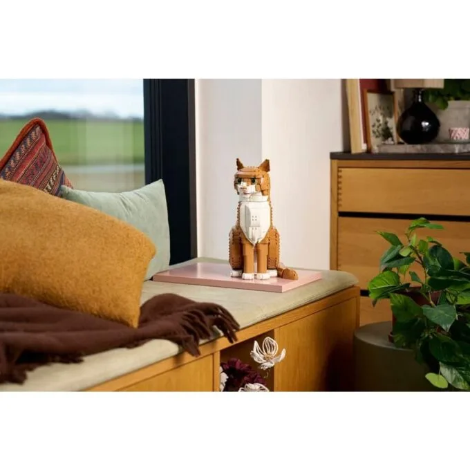 LEGO Ideas 21376 Red cat — image 12