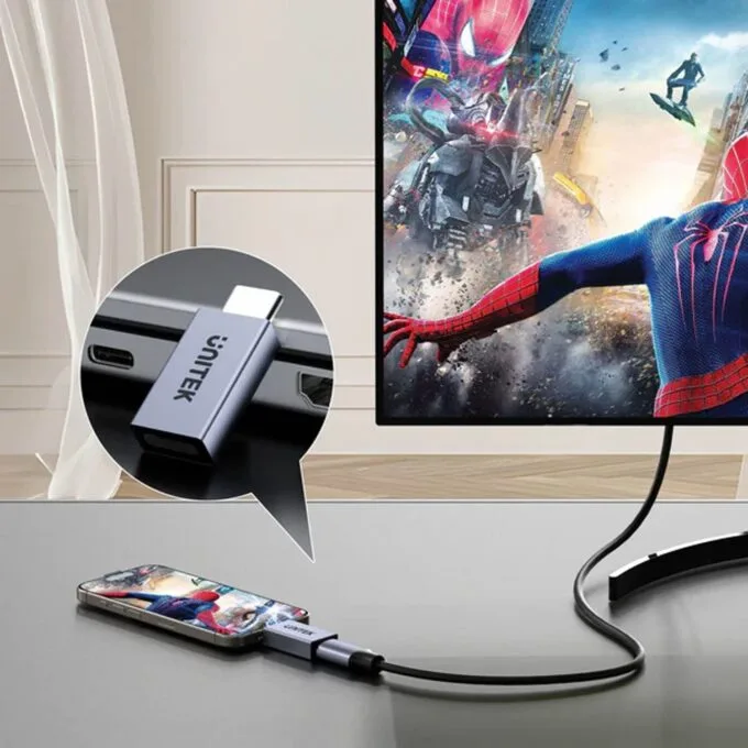 Unitek USB-C adapter on USB-C 40Gbps 240W 8K@60Hz — image 4