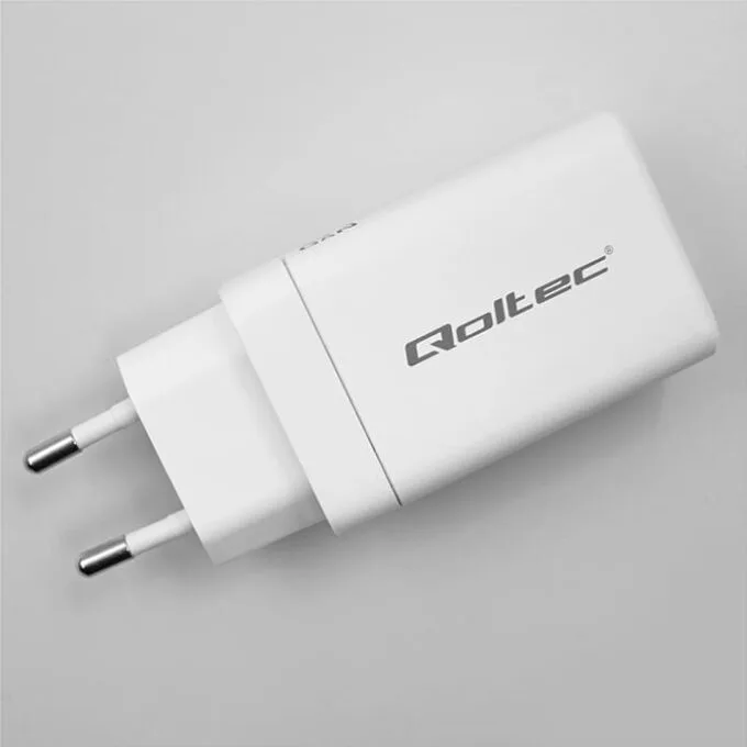 Qoltec 65W GAN | 5-20V | 3-3.35A | 2 x USB-C PD | 1 x USB QC 3.0 | White — image 6
